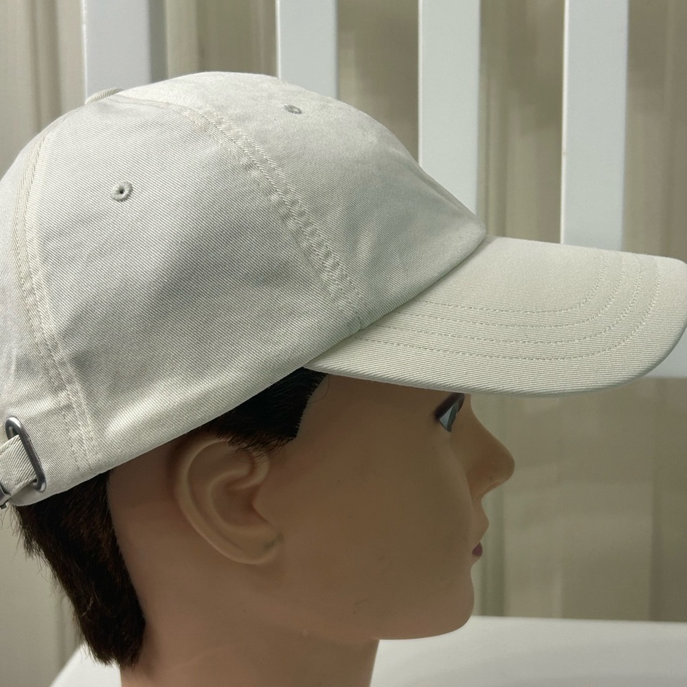 Lululemon Unisex Classic Ball Cap Off White Size S/M Athletic Hat - Picture 6 of 9